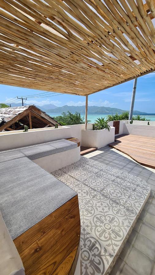 Shore Thing Gili Air Beachfront Apartment Kültér fotó